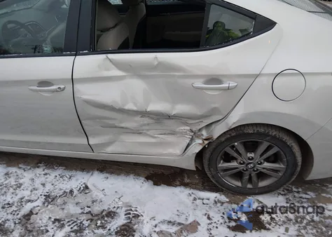 2018 Hyundai Elantra Sel z USA, uszkodzony, nr VIN 5NPD84LF0JH232667